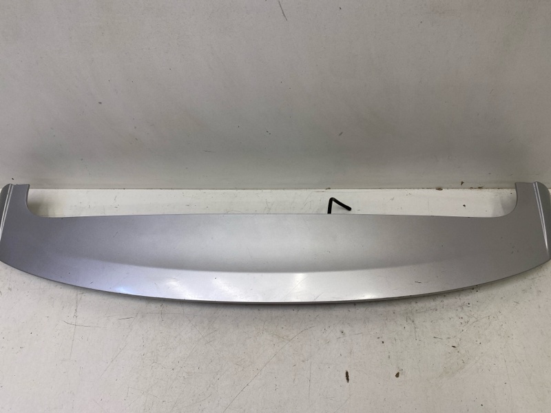 Спойлер (дефлектор) крышки багажника