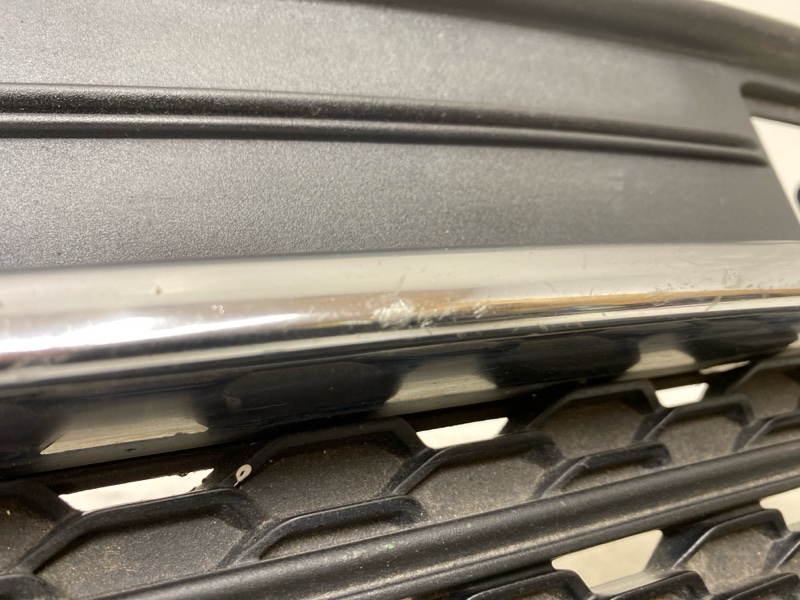 Накладка переднего бампера правая