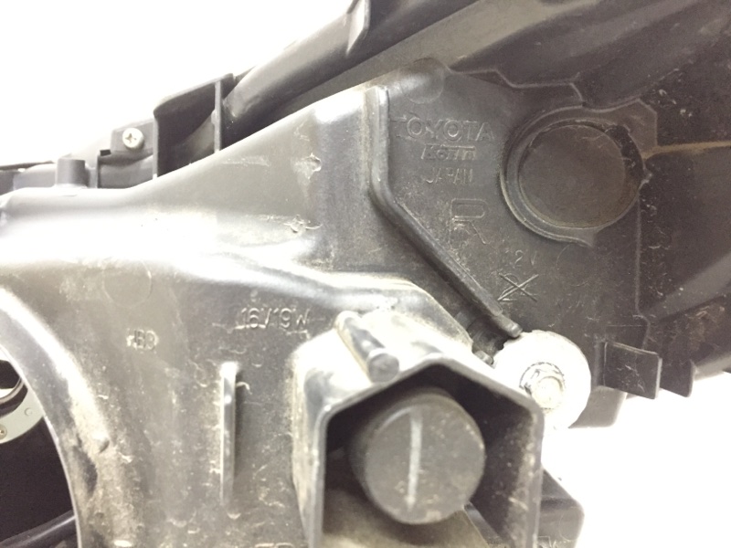 Фара правая