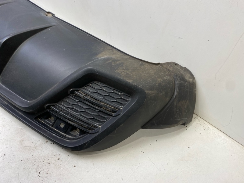 Спойлер заднего бампера