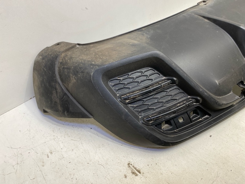 Спойлер заднего бампера