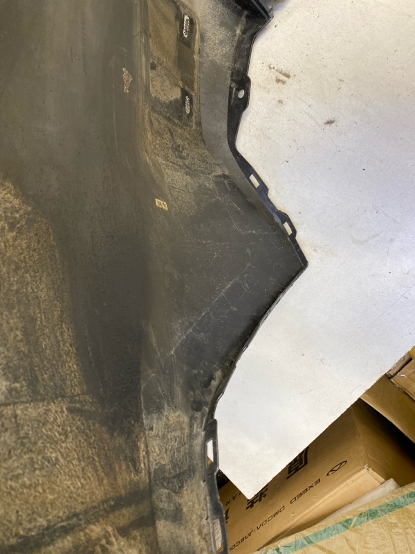 Бампер задний