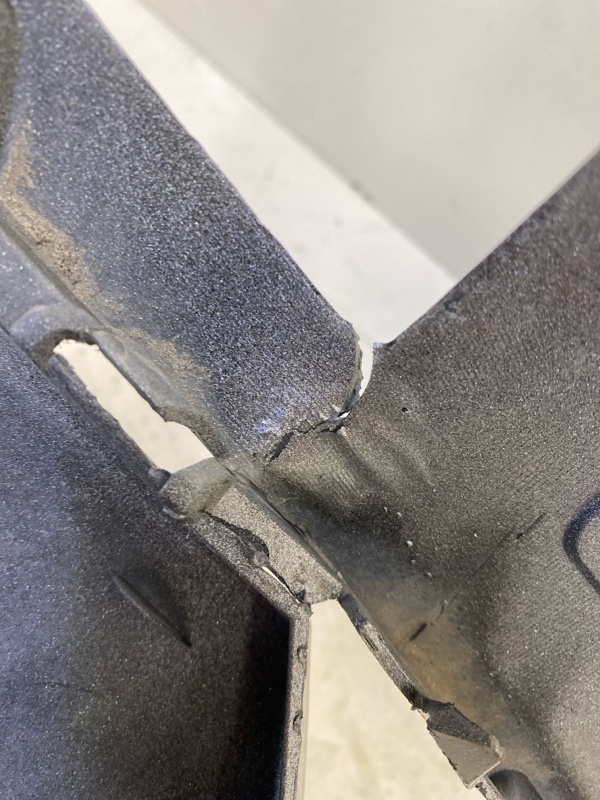 Бампер передний