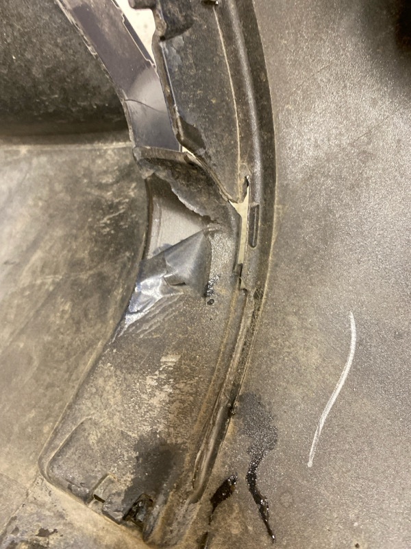 Бампер передний