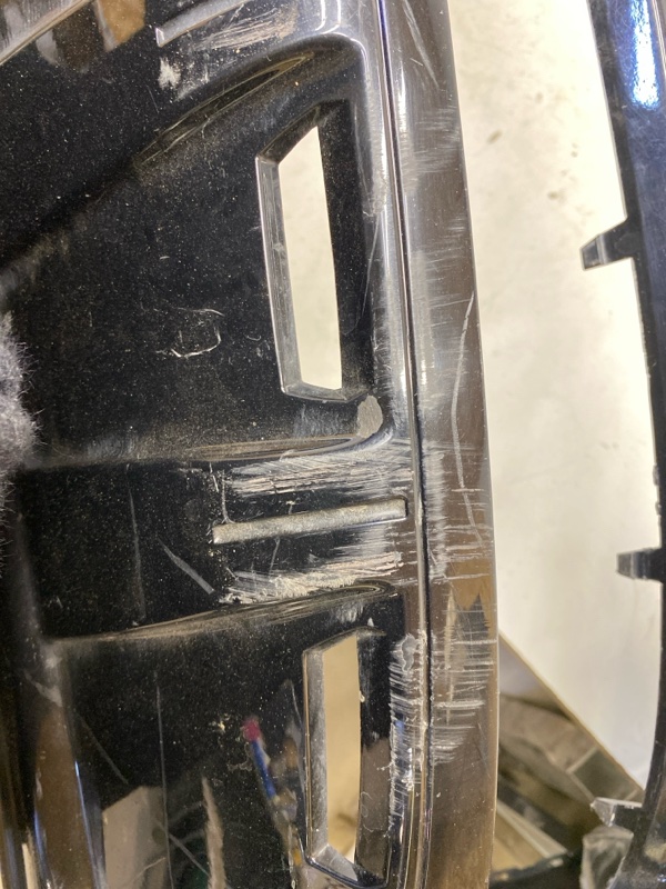 Бампер передний