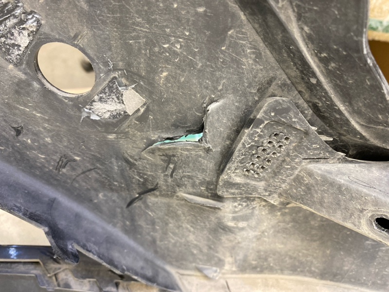 Бампер передний