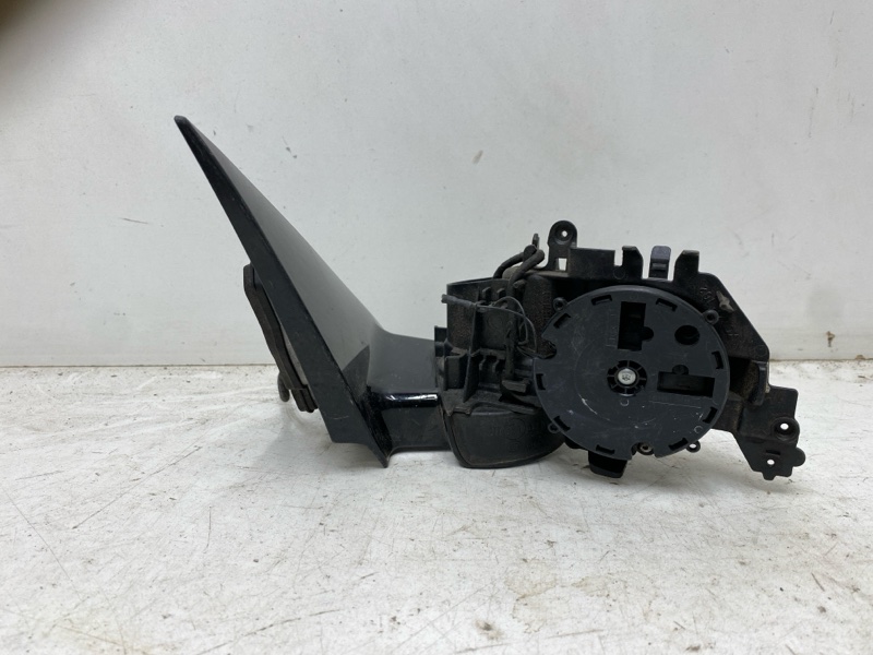 Зеркало правое электрическое