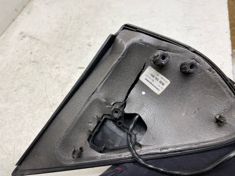 Зеркало правое механическое