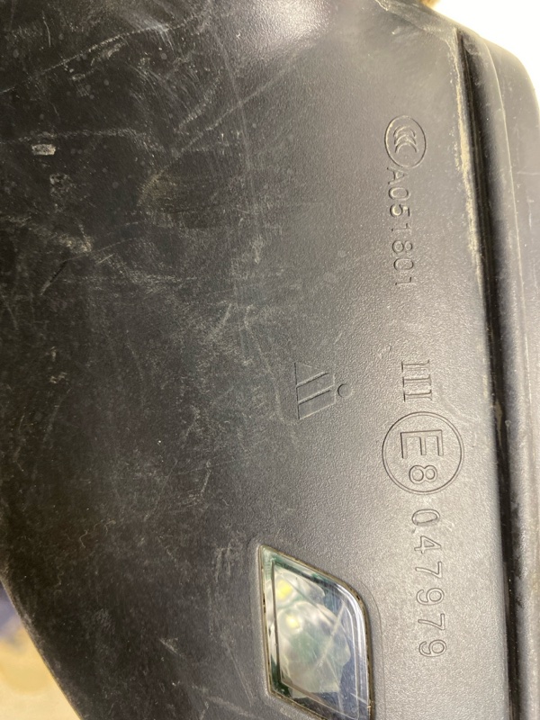 Зеркало правое механическое