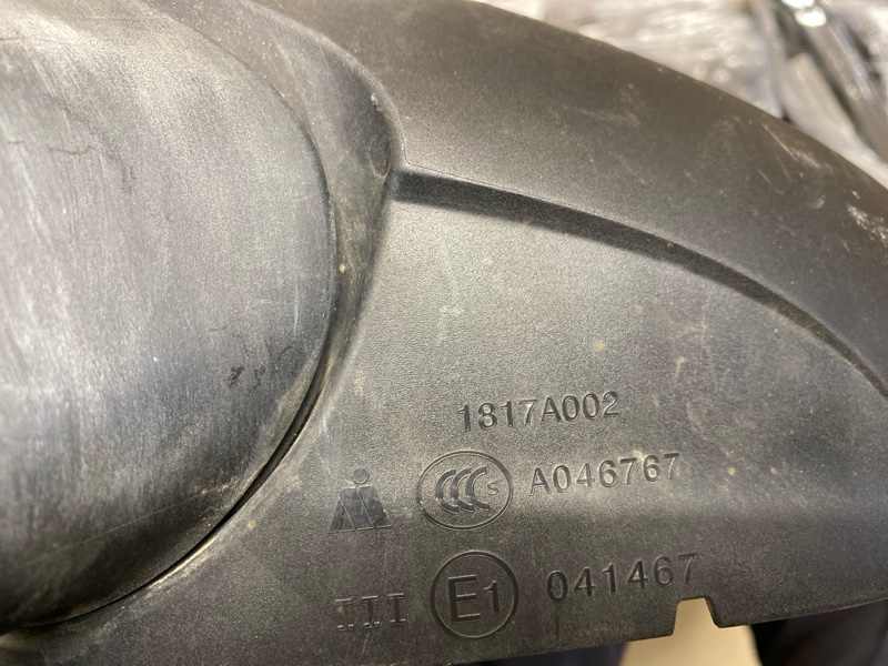 Зеркало левое механическое