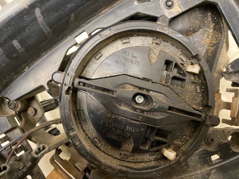 Зеркало правое механическое