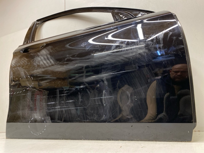 Дверь передняя правая