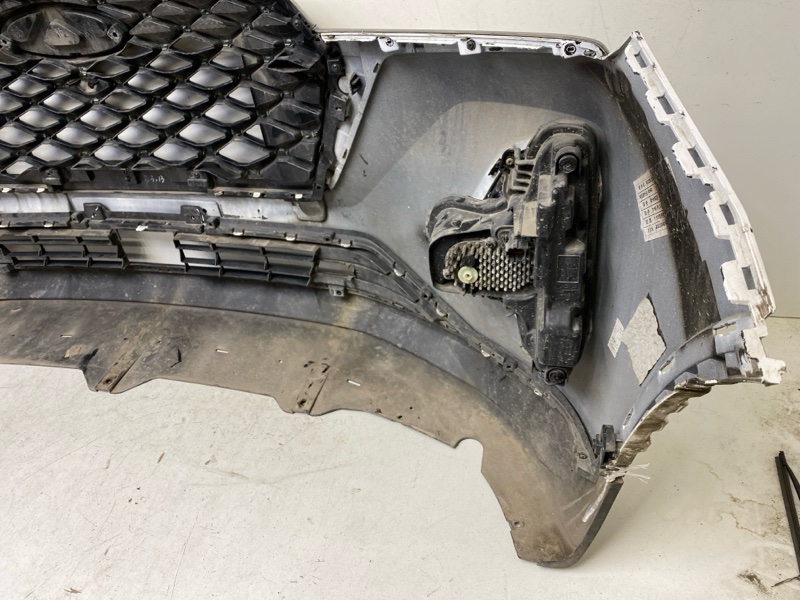 Бампер передний