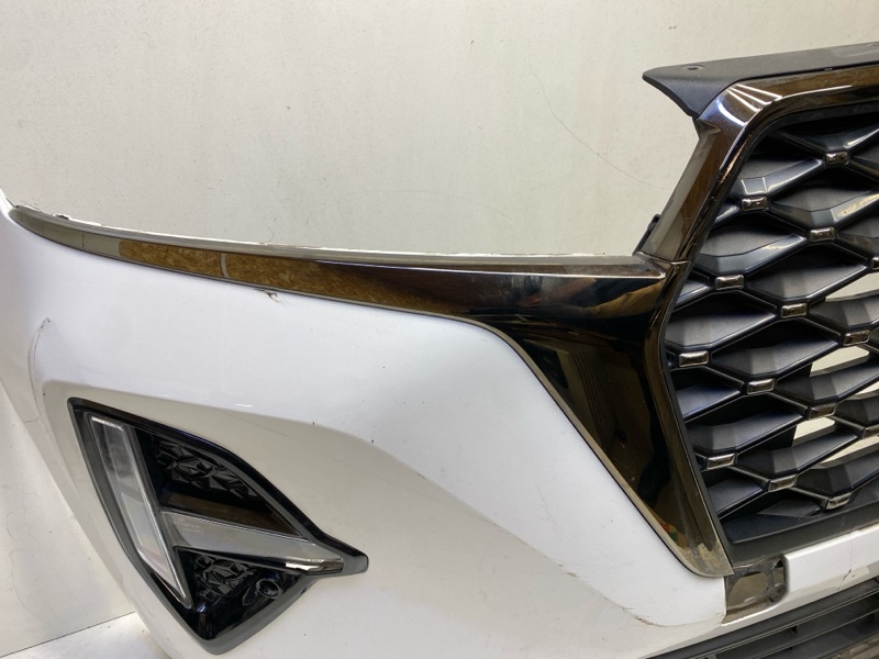 Бампер передний