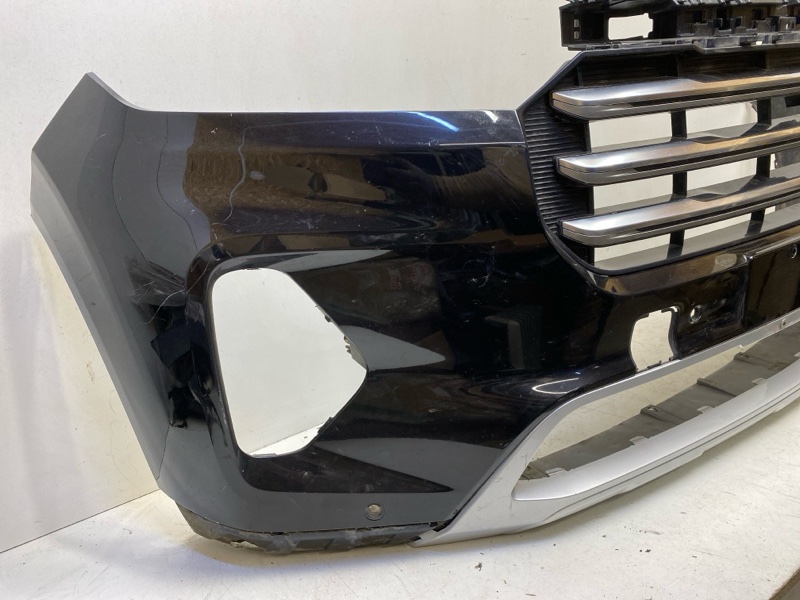 Бампер передний