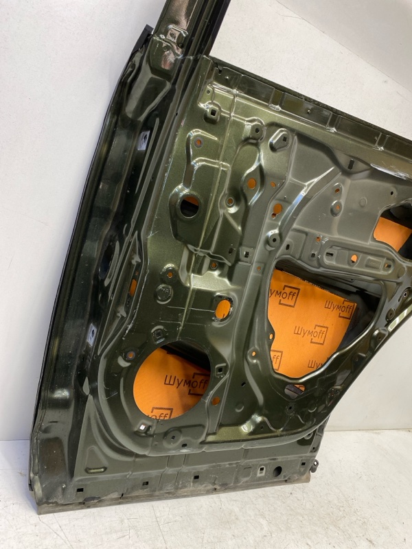 Дверь задняя правая