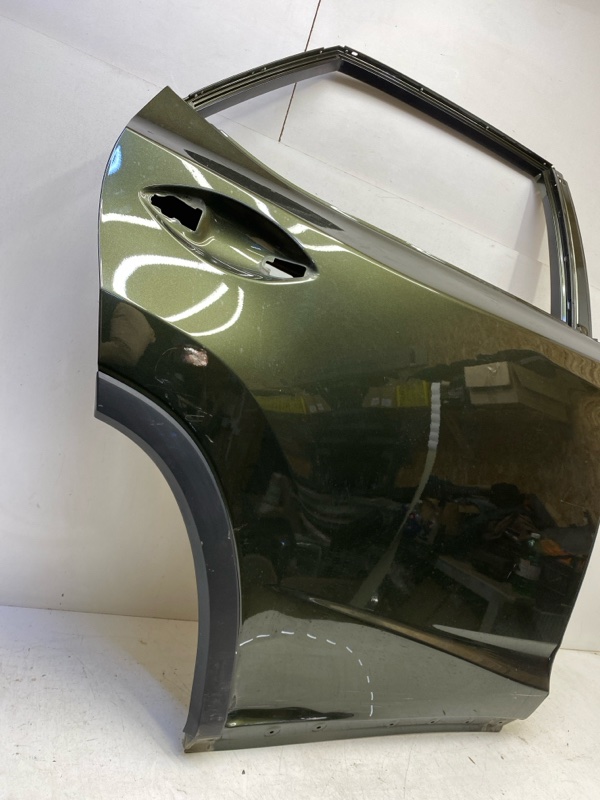 Дверь задняя правая