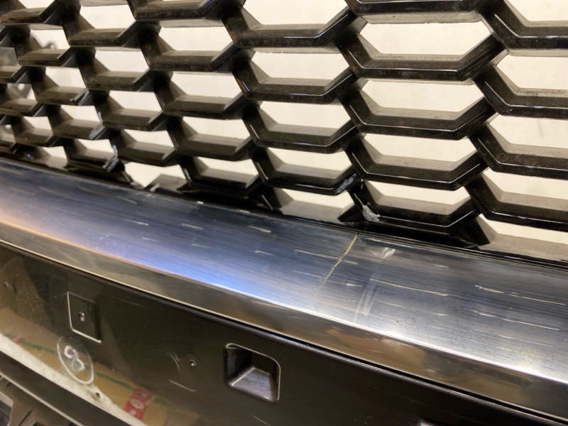 Бампер передний