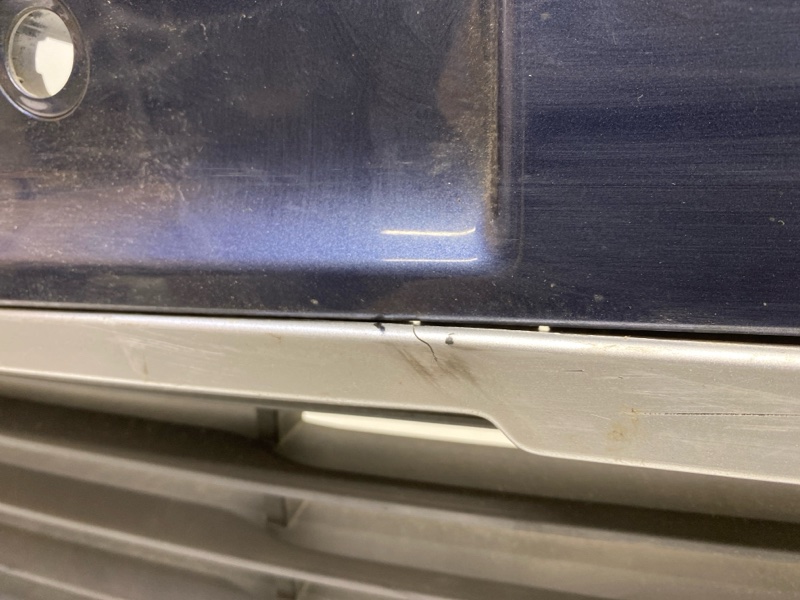 Бампер передний