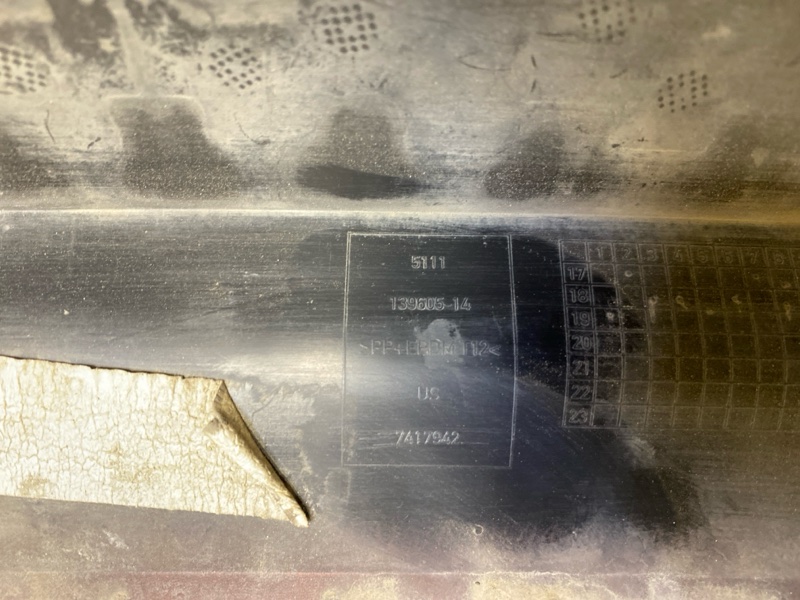 Бампер передний