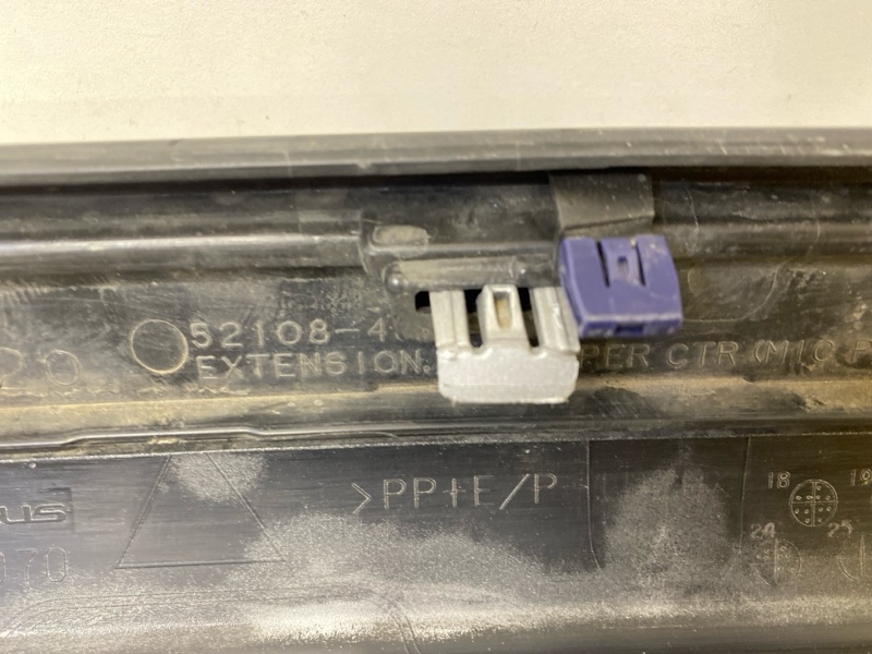 Спойлер заднего бампера