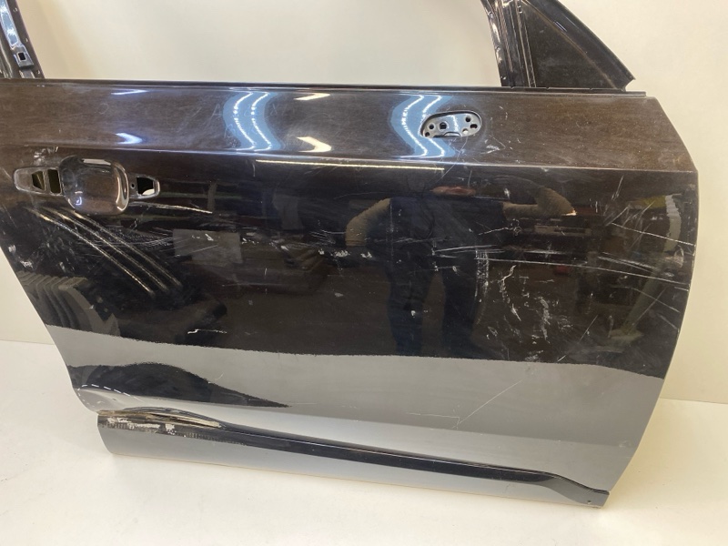 Дверь передняя правая