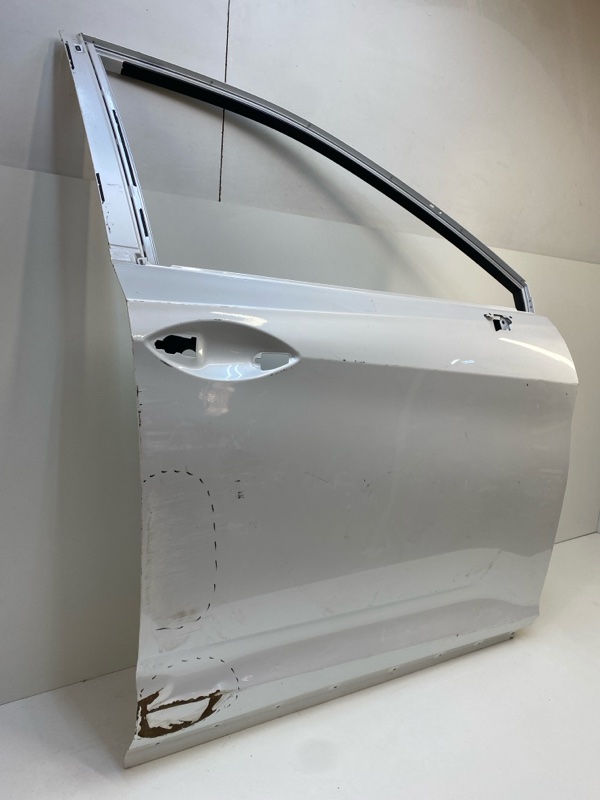 Дверь передняя правая