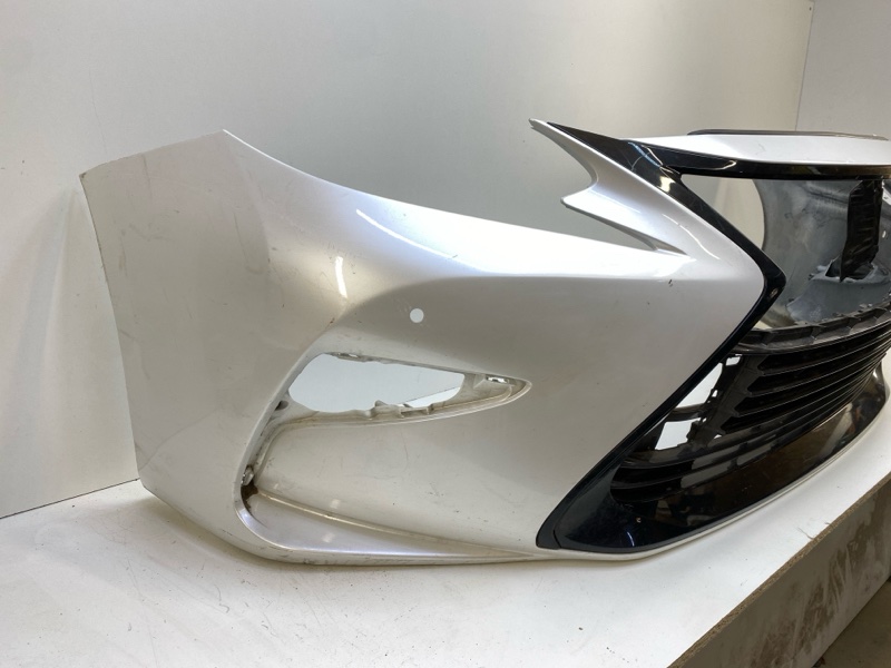 Бампер передний