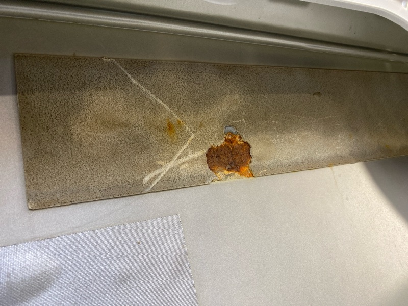 Дверь передняя левая