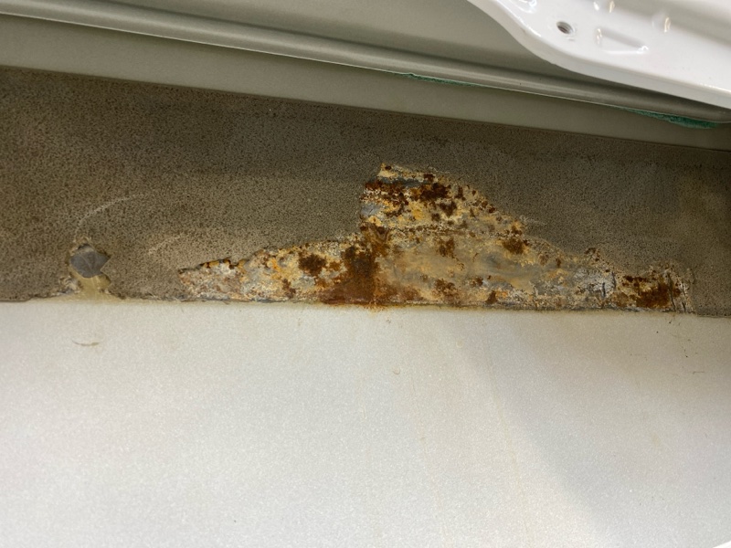 Дверь передняя левая