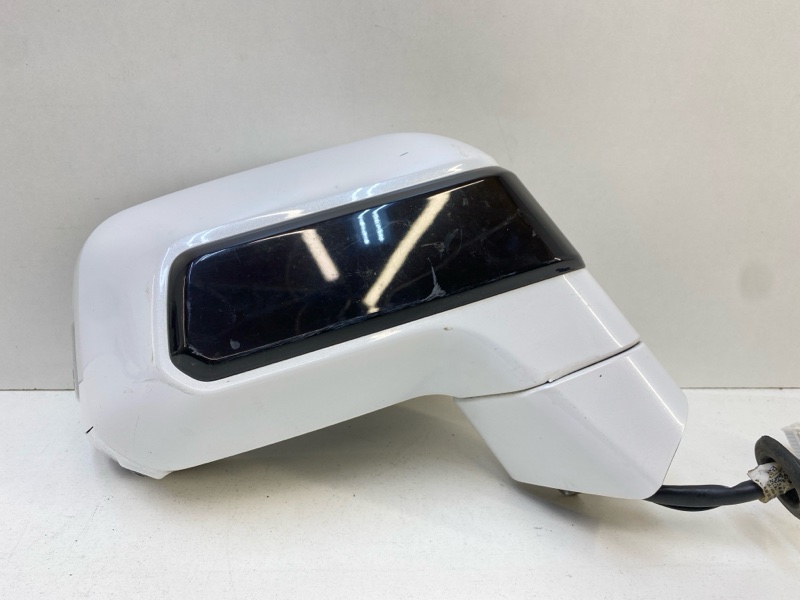 Зеркало правое электрическое