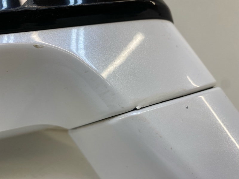 Зеркало правое электрическое