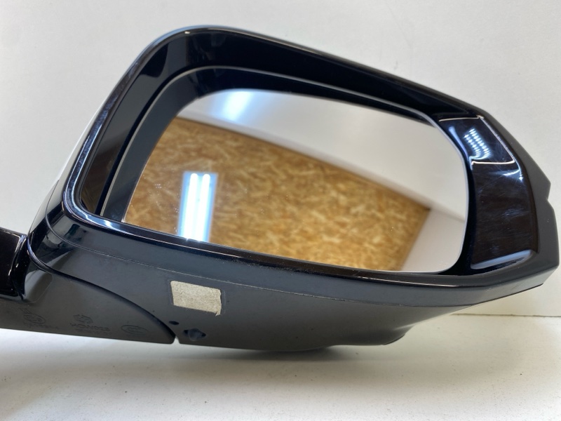 Зеркало правое электрическое