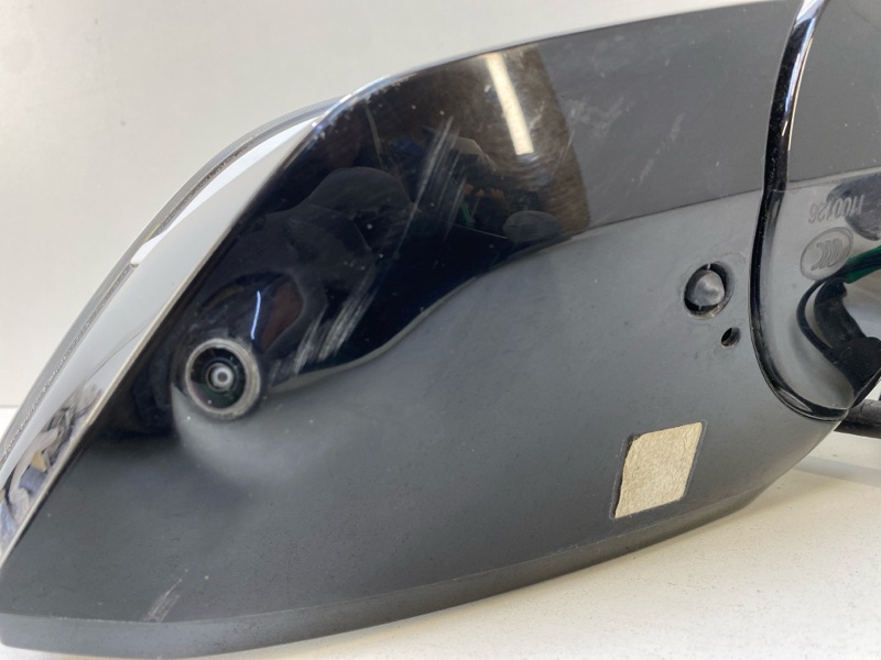 Зеркало правое электрическое