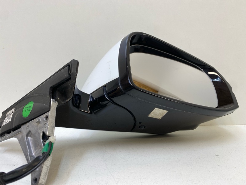 Зеркало правое электрическое