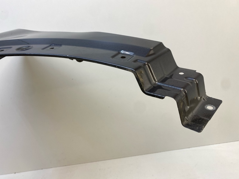 Крыло переднее левое