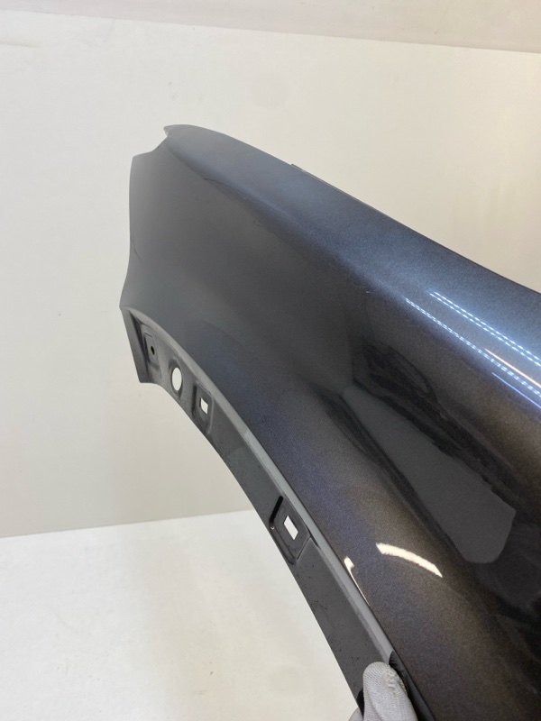 Крыло переднее левое