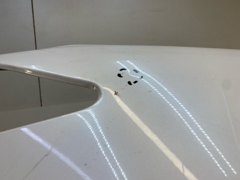 Крыло переднее левое