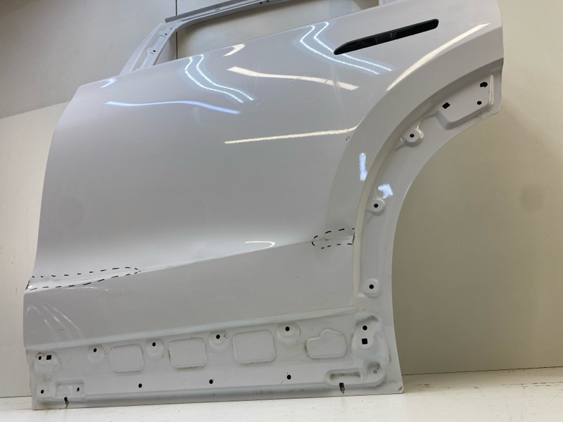 Дверь задняя левая