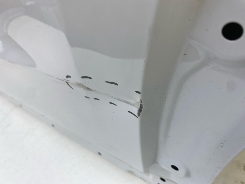 Дверь задняя левая