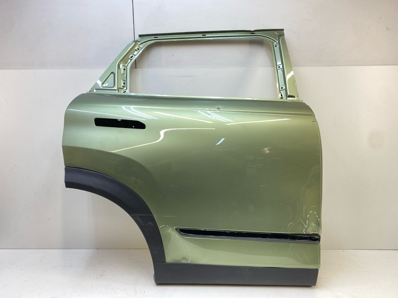 Дверь задняя правая