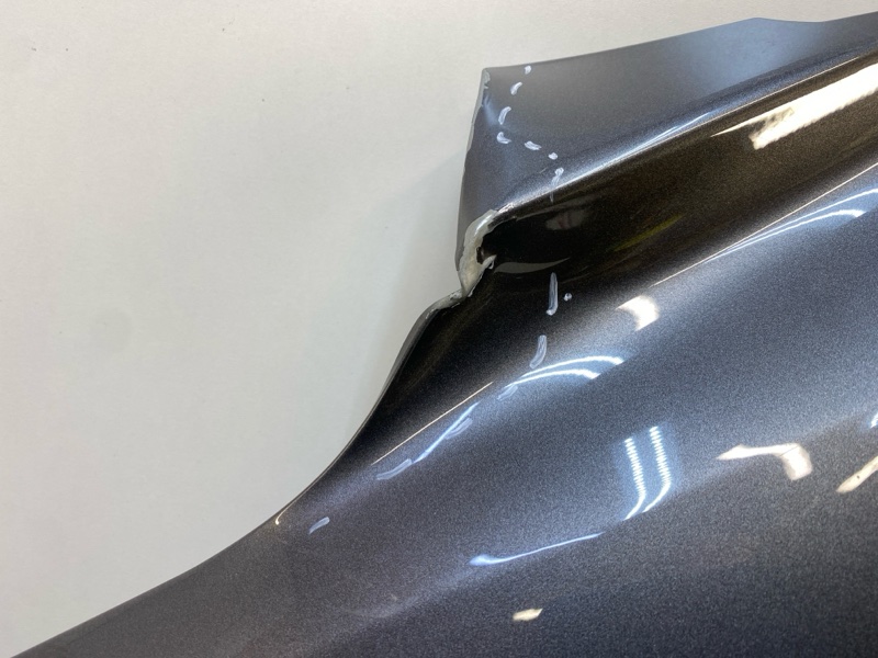 Крыло переднее левое