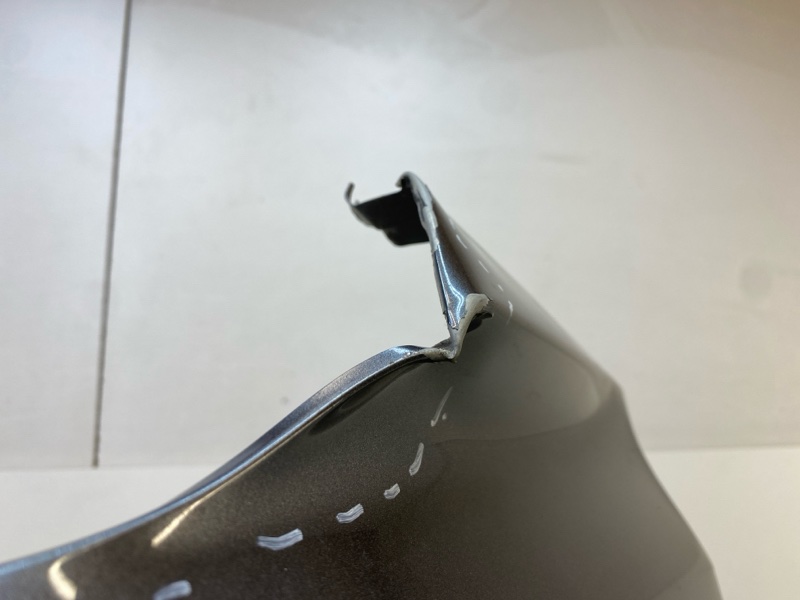 Крыло переднее левое