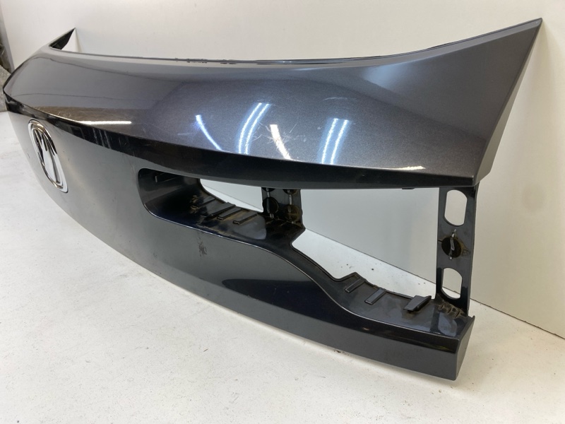 Накладка крышки багажника