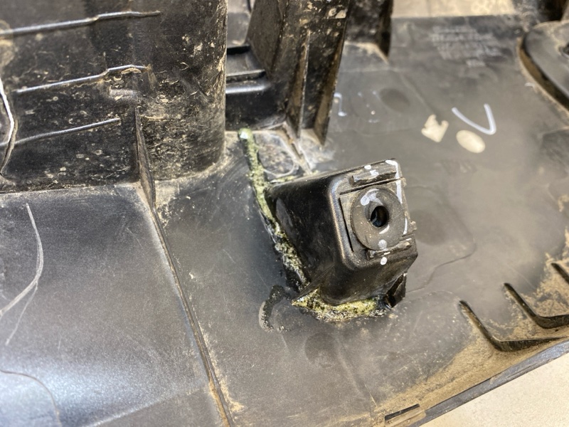 Накладка крышки багажника