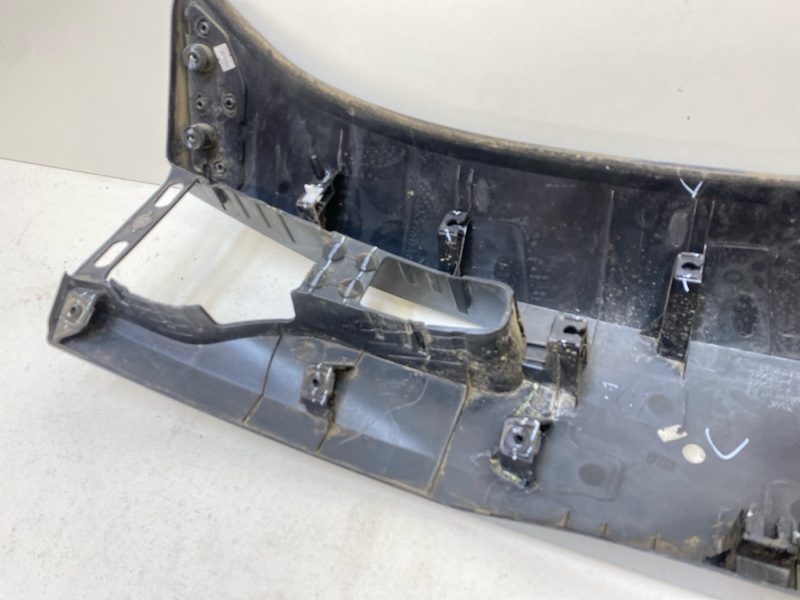 Накладка крышки багажника