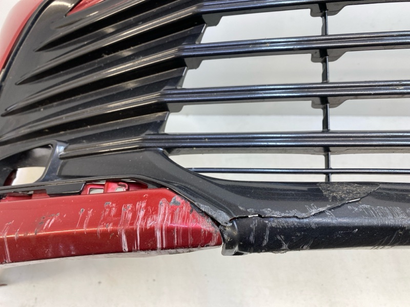 Бампер передний