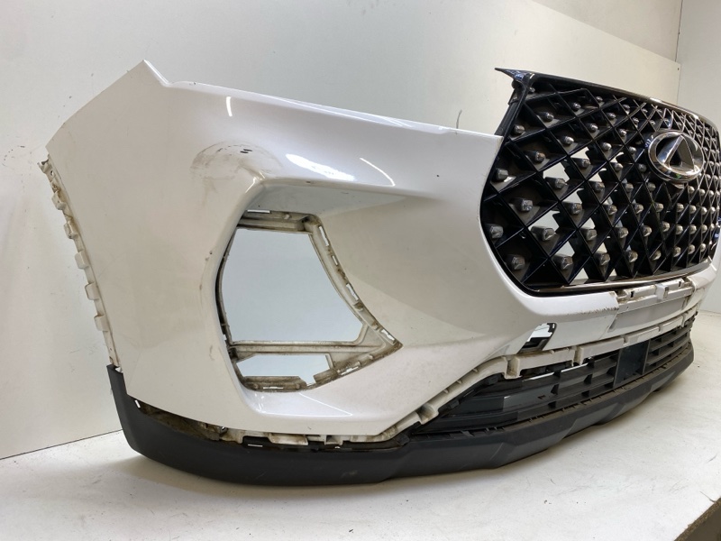 Бампер передний