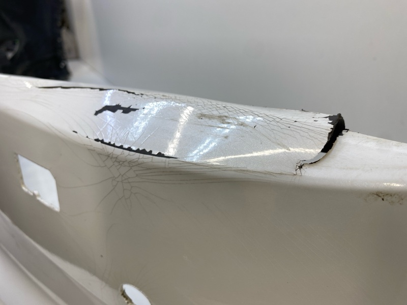 Бампер передний