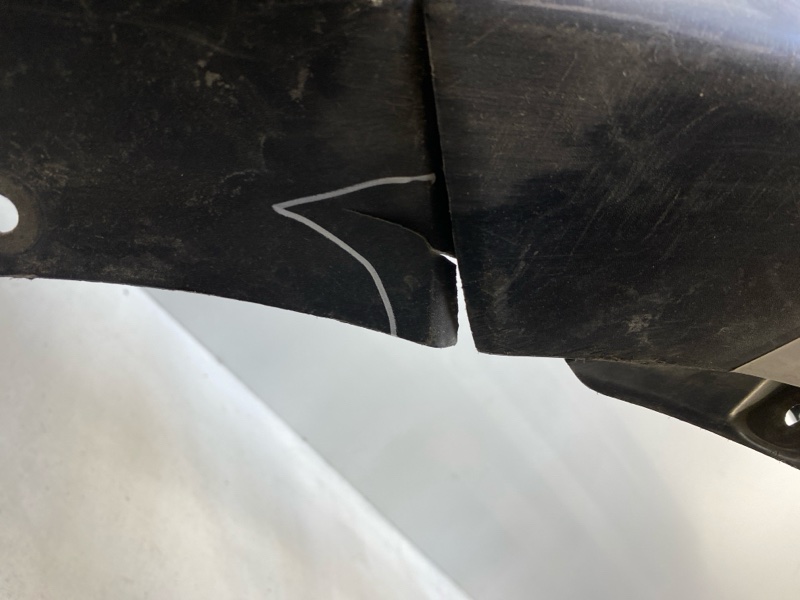 Бампер передний